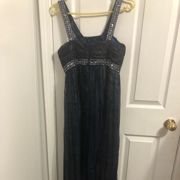 Extraordinary Depcovde evening dress - Picture 2 of 2